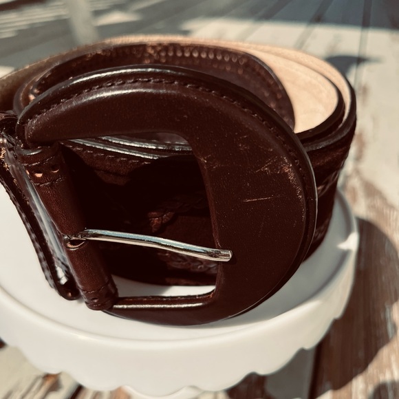 Vintage Brown Leather chunky belt with minimal silver hardware.  Size L - Picture 6 of 11